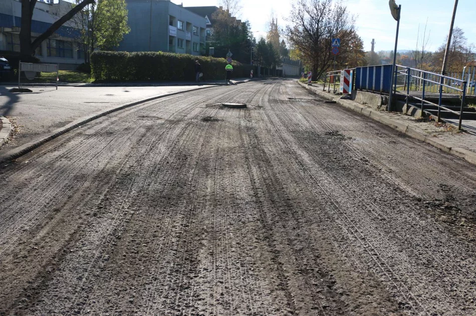 Trwa przebudowa ulicy – zmiany w organizacji ruchu - zdjęcie 14
