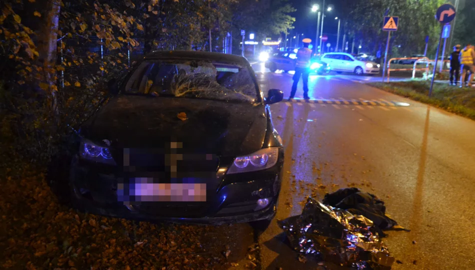 Poważny wypadek drogowy w Krakowie, poszkodowana kobieta i jej 7-letnie dziecko - zdjęcie 1