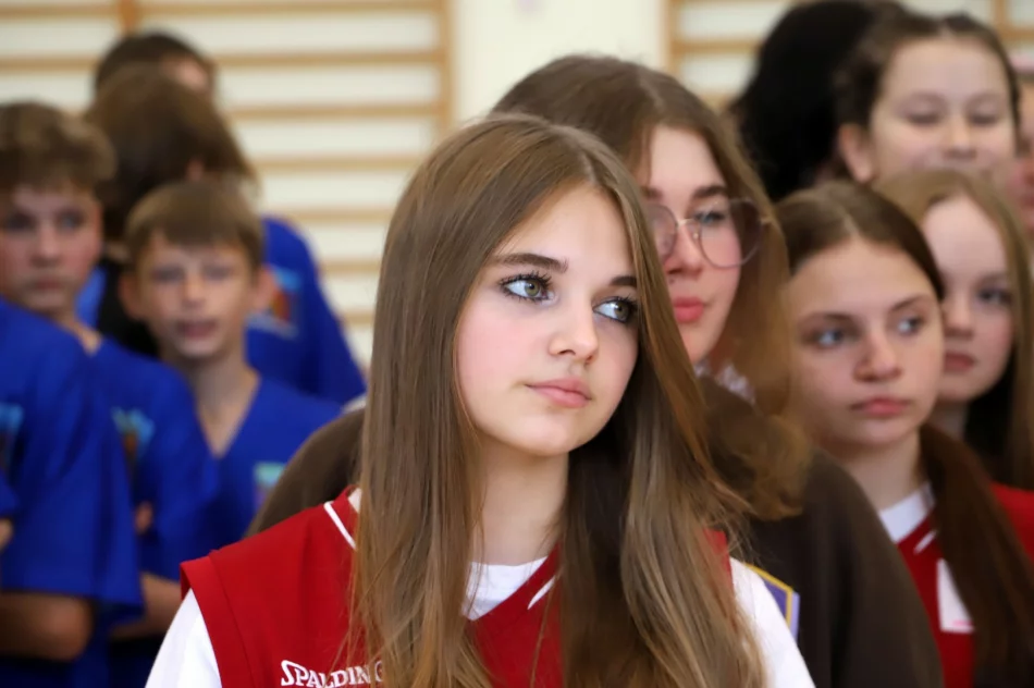 Stara Wieś II wygrywa Mistrzostwa Gminy Limanowa w Unihokeju Młodzieży Szkolnej - zdjęcie 5