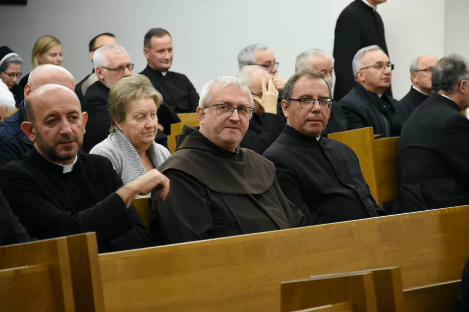 Rozpoczął się diecezjalny etap procesu beatyfikacyjnego ks. Jana Czuby - zdjęcie 3
