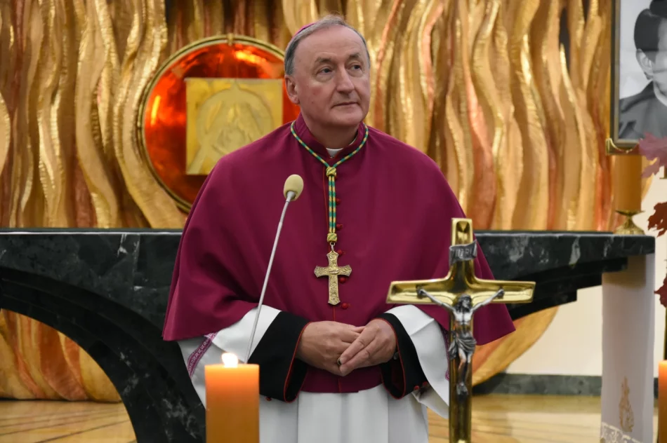 Rozpoczął się diecezjalny etap procesu beatyfikacyjnego ks. Jana Czuby - zdjęcie 12