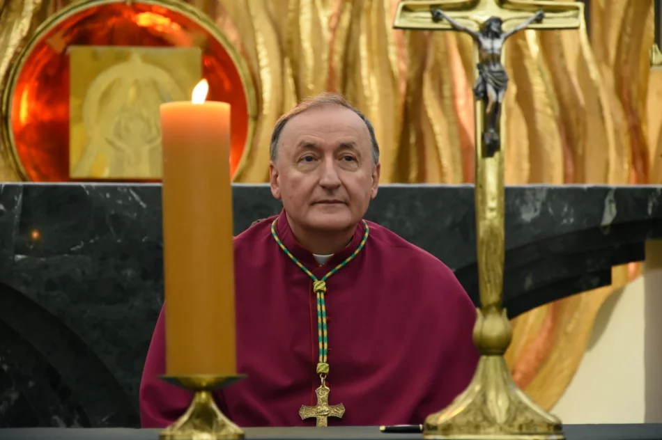 Rozpoczął się diecezjalny etap procesu beatyfikacyjnego ks. Jana Czuby - zdjęcie 19