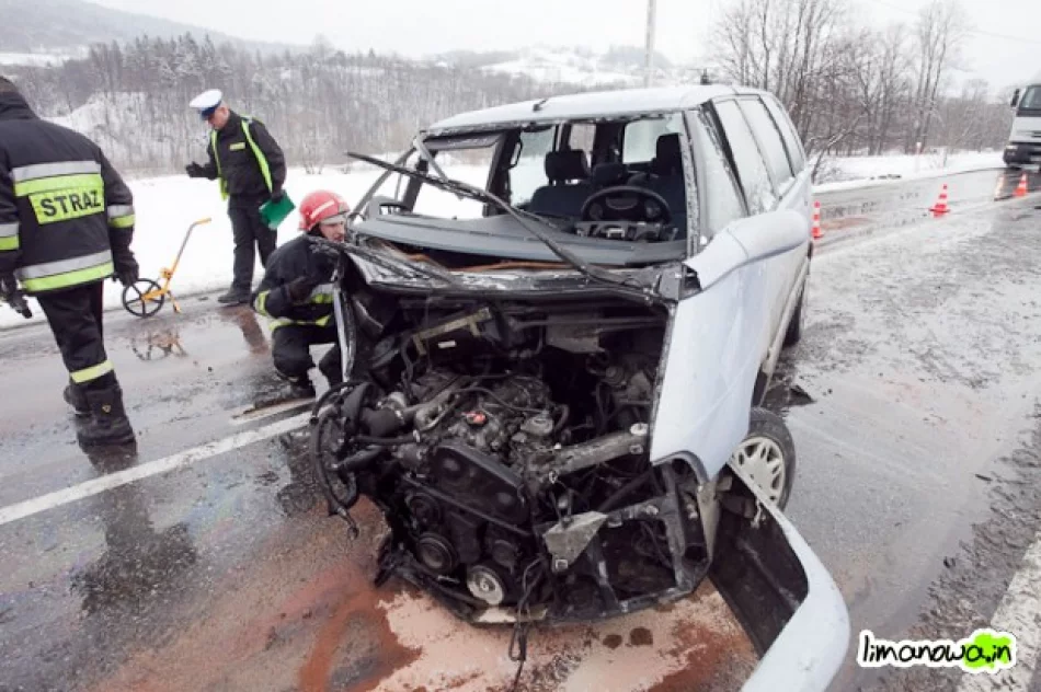 Ciężki stan poszkodowanej 38-latki - zdjęcie 2