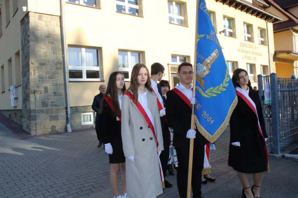 Święto Szkoły w Szkole Podstawowej Nr 1 w Starej Wsi - zdjęcie 5