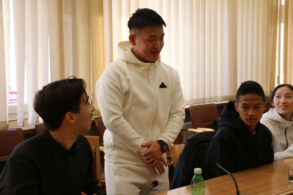  Karatecy z Japonii z wizytą w Urzędzie Miasta - zdjęcie 12