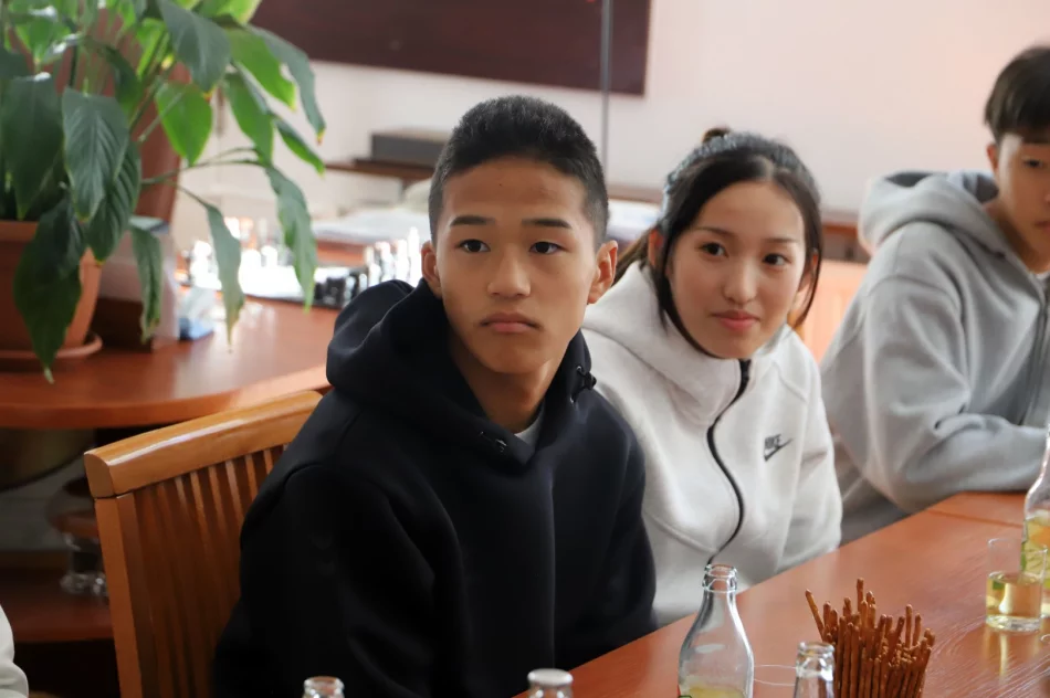Karatecy z Japonii z wizytą u Wójta Gminy Limanowa - zdjęcie 6