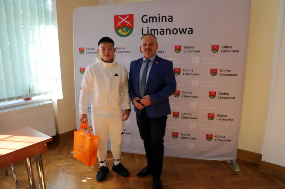 Karatecy z Japonii z wizytą u Wójta Gminy Limanowa - zdjęcie 10