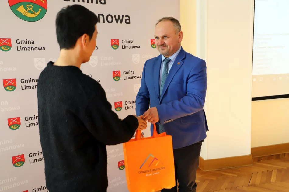 Karatecy z Japonii z wizytą u Wójta Gminy Limanowa - zdjęcie 19