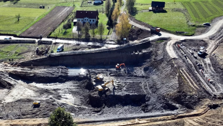 Tak wygląda komora startowa dla maszyny, która wydrąży tunel - zdjęcie 1