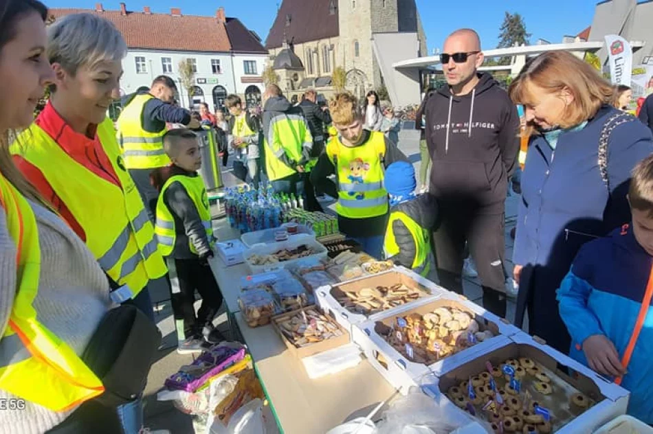 Promowanie odblasków i bezpieczeństwa na drodze poprzez zabawę - zdjęcie 19