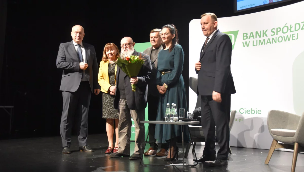 Inspirujące spotkania z Profesorem Bralczykiem