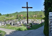 Kontrowersje wokół cennika opłat za groby na parafialnym cmentarzu - zdjęcie główne