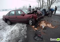 Zderzenie czołowe w Męcinie - zdjęcie główne
