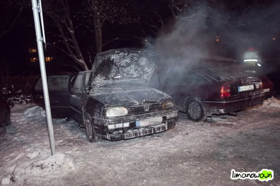 Płonęła komora silnika volkswagena - zdjęcie 2