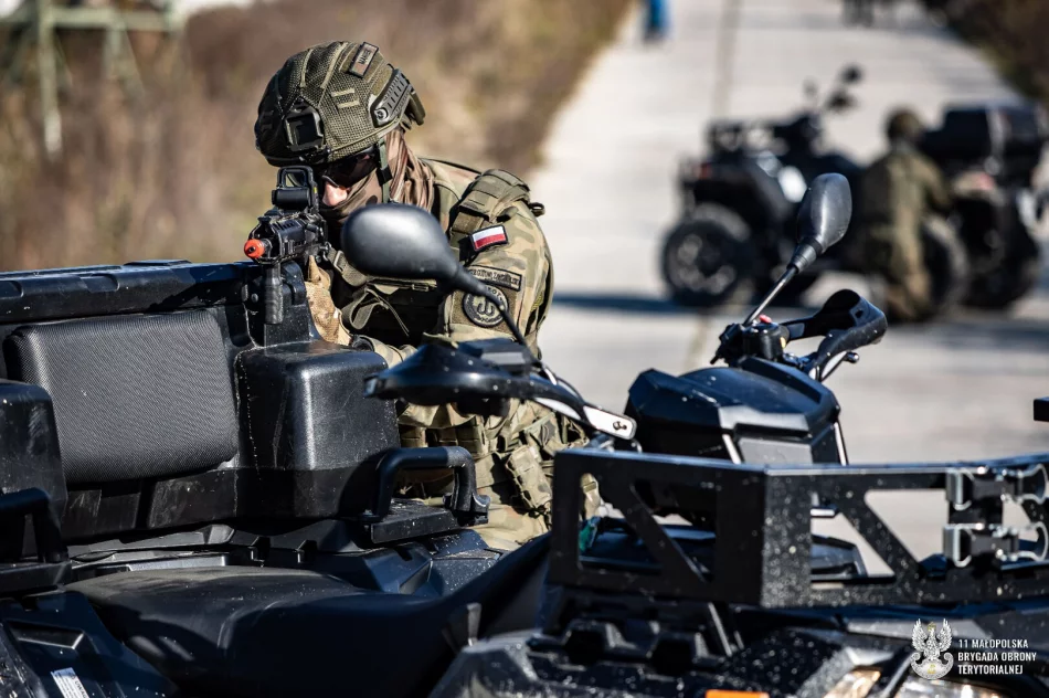Terytorialsi ćwiczyli w zakładzie produkcyjnym - zdjęcie 4