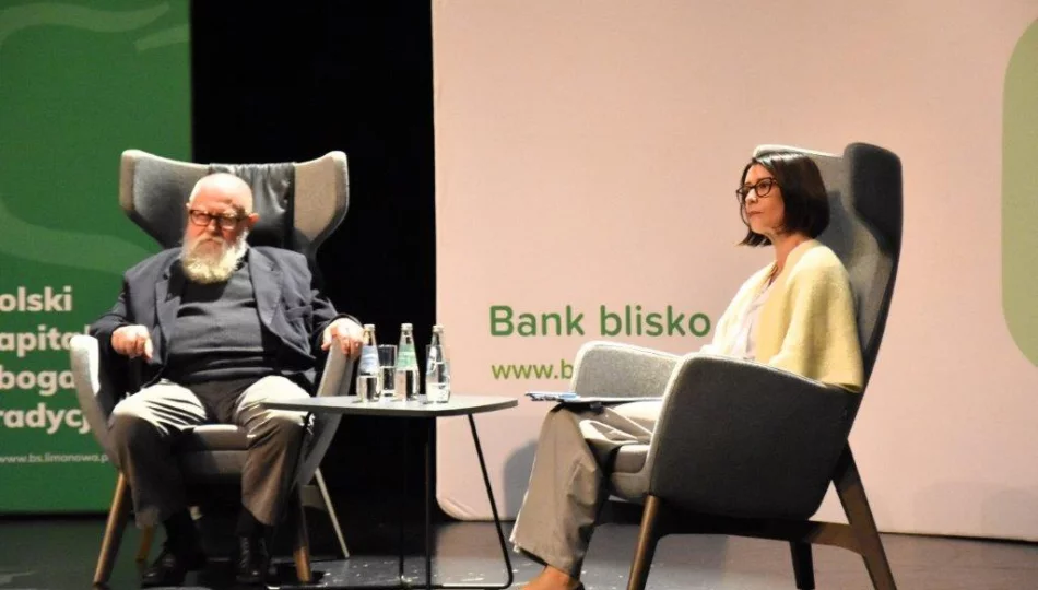 Profesor Jerzy Bralczyk spotkał się z młodzieżą i mieszkańcami - zdjęcie 1