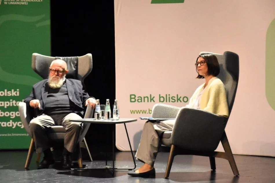 Profesor Jerzy Bralczyk spotkał się z młodzieżą i mieszkańcami - zdjęcie 2