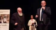 Profesor Jerzy Bralczyk spotkał się z młodzieżą i mieszkańcami - zdjęcie 3