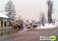 Blacha spadła z ciężarówki - zdjęcie główne