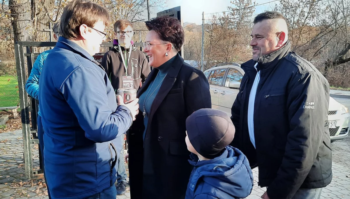 Kolejna udana kwesta na rzecz ratowania zabytkowych nagrobków w Łososinie Górnej