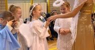 ,,Każdy może Świętym być” – „Bal wszystkich świętych” w SP Nr 2 - zdjęcie 5