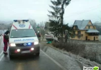 Dachowanie: trzy osoby w szpitalu - zdjęcie główne