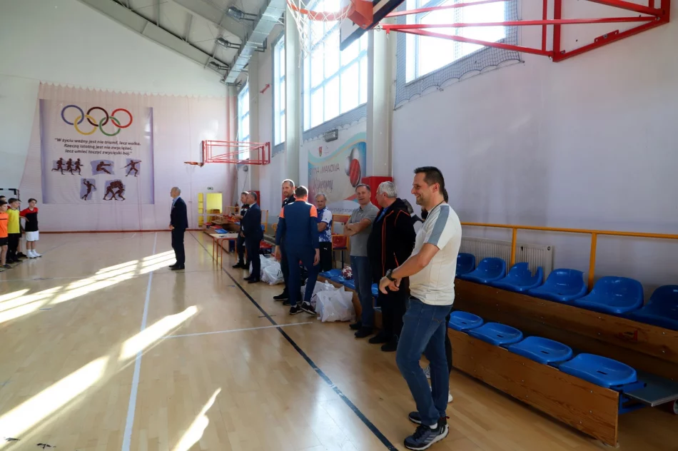 Rupniów i Mordarka na podium w Mistrzostwa Gminy Limanowa w Koszykówce 3x3 Chłopców - zdjęcie 2