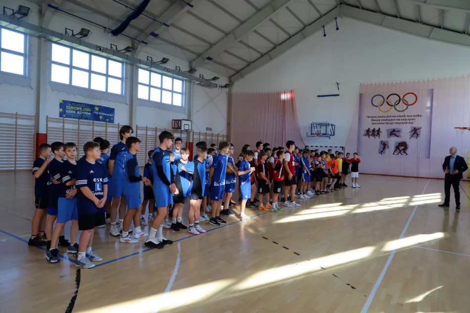 Rupniów i Mordarka na podium w Mistrzostwa Gminy Limanowa w Koszykówce 3x3 Chłopców - zdjęcie 3