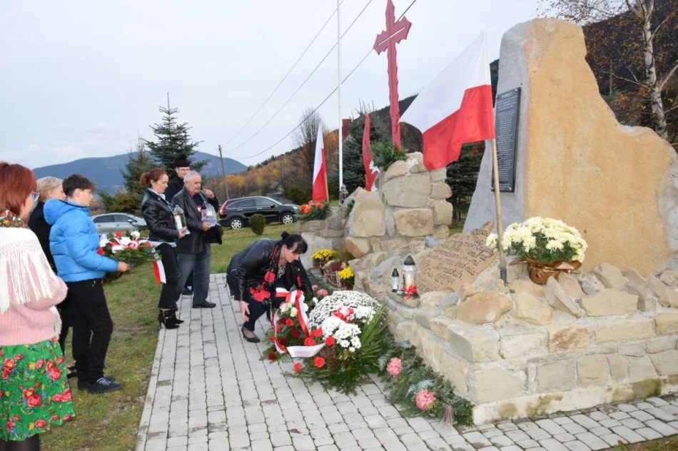Uroczystości upamiętniające 80. rocznicę pacyfikacji wsi  - zdjęcie 4