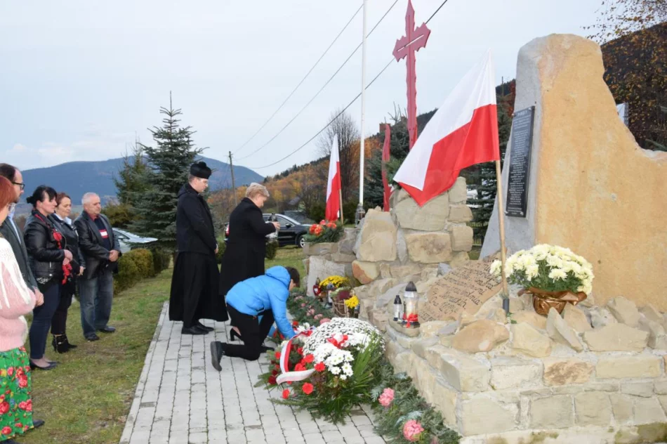 Uroczystości upamiętniające 80. rocznicę pacyfikacji wsi  - zdjęcie 5