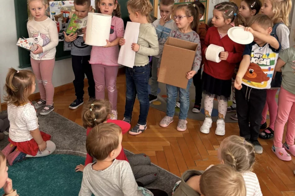 Kolejna eko-akcja odbyła się w Miejskim Przedszkolu Nr 1 w Limanowej - zdjęcie 2