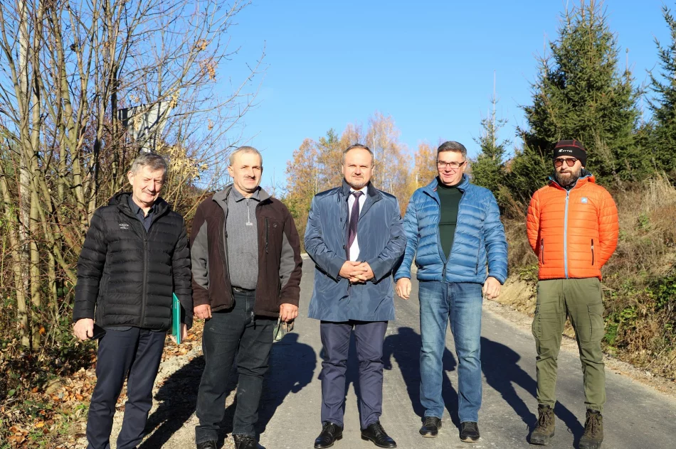 Drogi w Męcinie oraz Lipowem odebrane do użytku - zdjęcie 3
