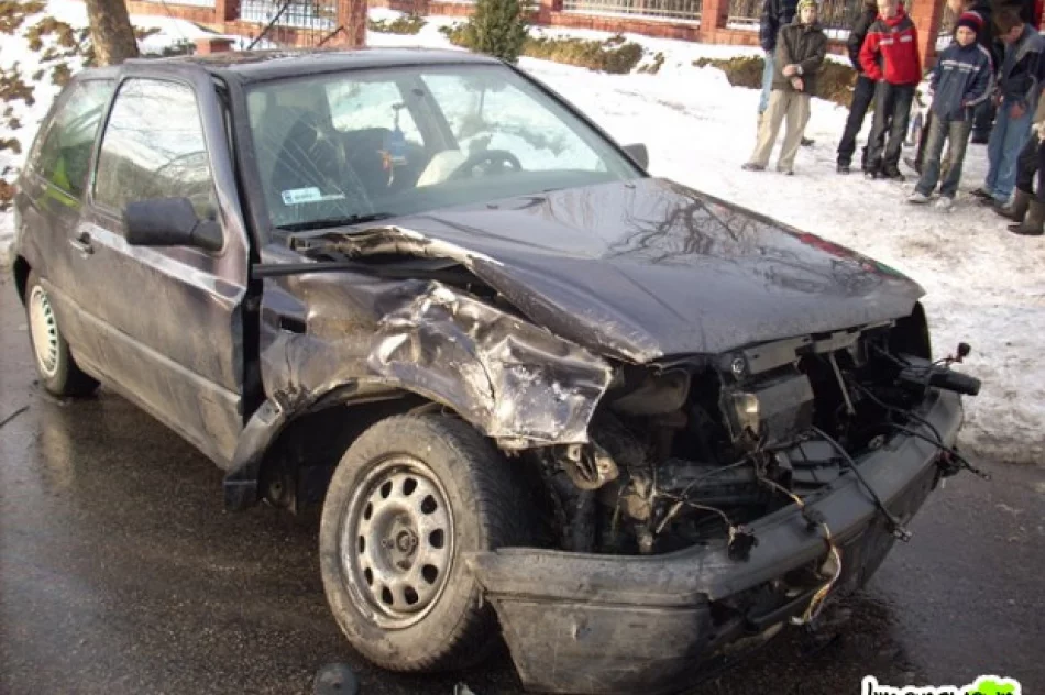 Czołowe zderzenie – sprawca zatrzymany - zdjęcie 2