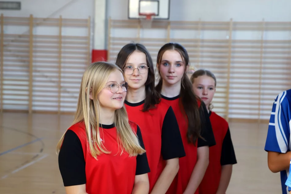 Siekierczyna i Mordarka wygrywa Mistrzostwa Gminy Limanowa w Koszykówce 3x3 Dziewcząt - zdjęcie 12