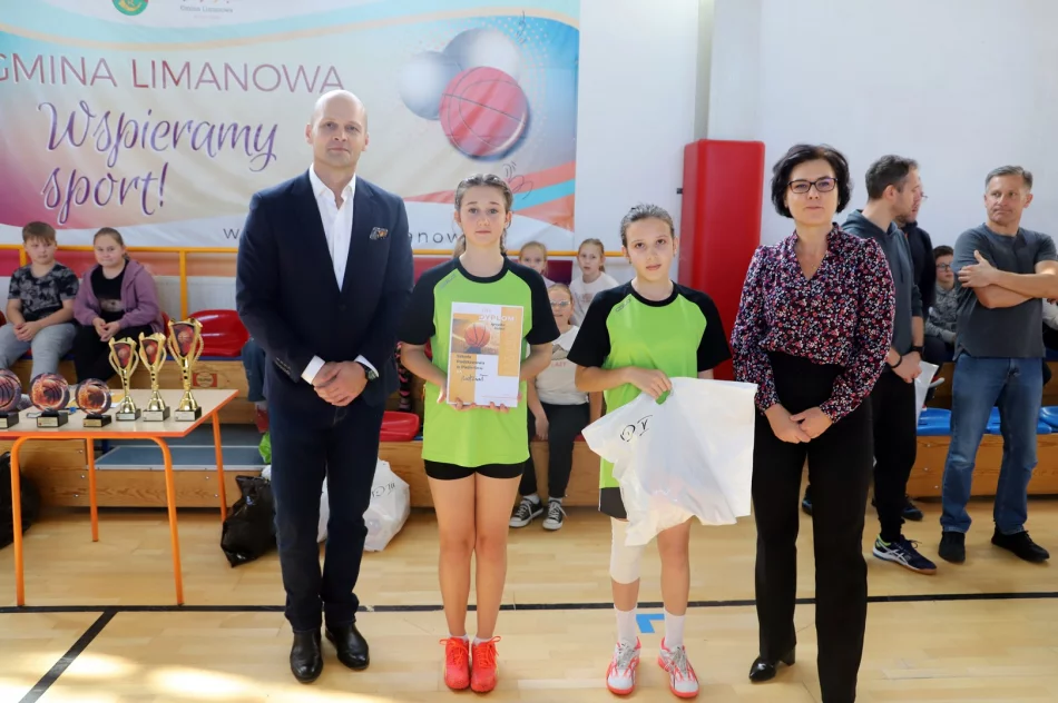 Siekierczyna i Mordarka wygrywa Mistrzostwa Gminy Limanowa w Koszykówce 3x3 Dziewcząt - zdjęcie 14