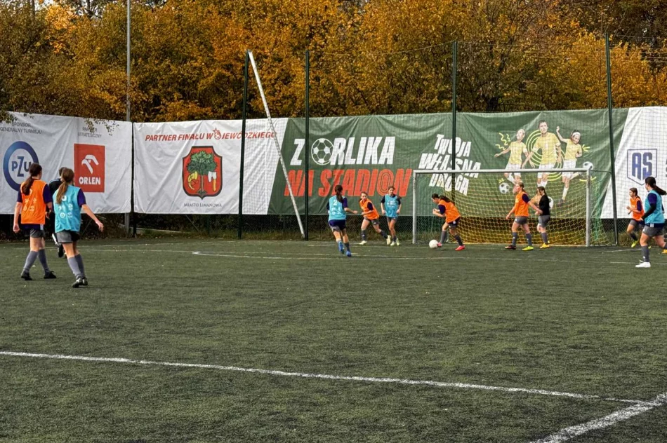 Na orlikach limanowskich odbył się Wojewódzki Finał Turnieju „Z Orlika na Stadion” - zdjęcie 7