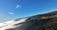 Beskid Wyspowy z lotu ptaka: Morze mgieł i wyłaniające się szczyty (WIDEO) - zdjęcie 4
