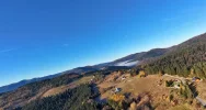 Beskid Wyspowy z lotu ptaka: Morze mgieł i wyłaniające się szczyty (WIDEO) - zdjęcie 5