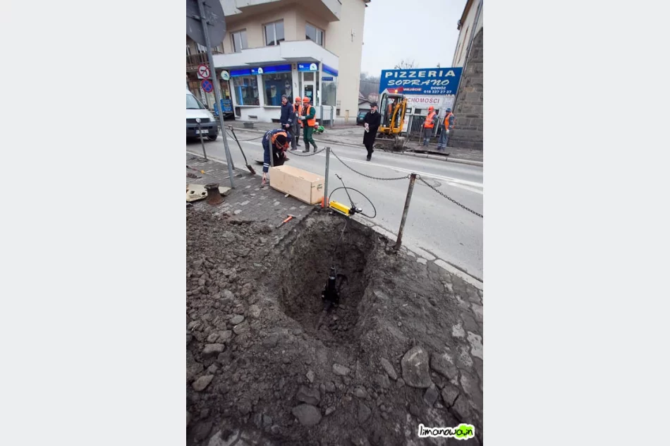 Awaria sieci gazowej na rynku - zdjęcie 2