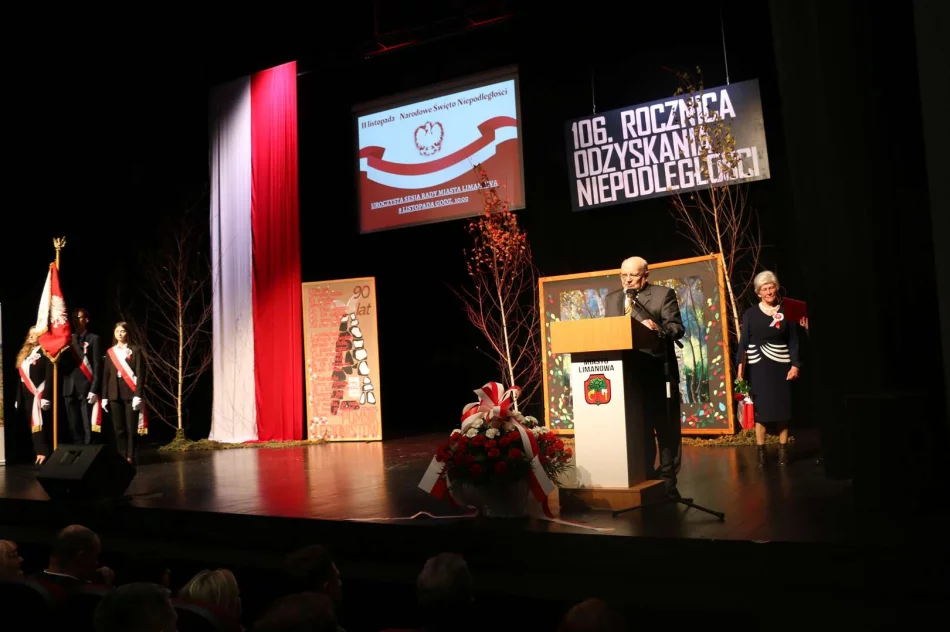Uroczysta ceremonia wręczenia odznaczeń  - zdjęcie 5