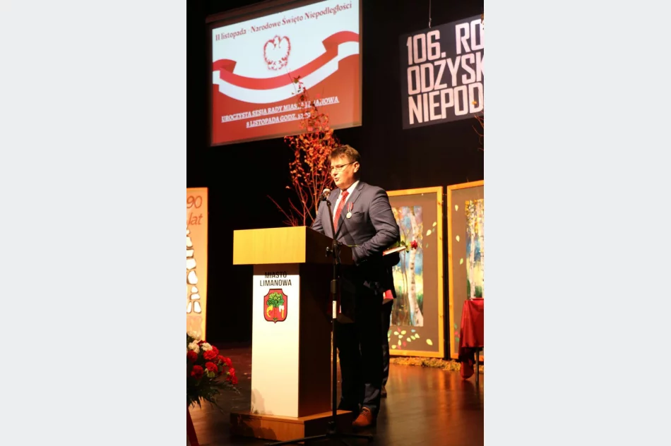 Uroczysta ceremonia wręczenia odznaczeń  - zdjęcie 12