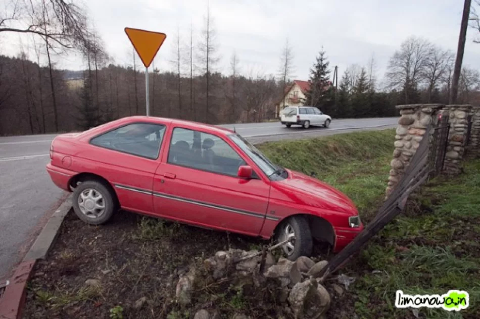 Lodowisko na drodze - zdjęcie 4