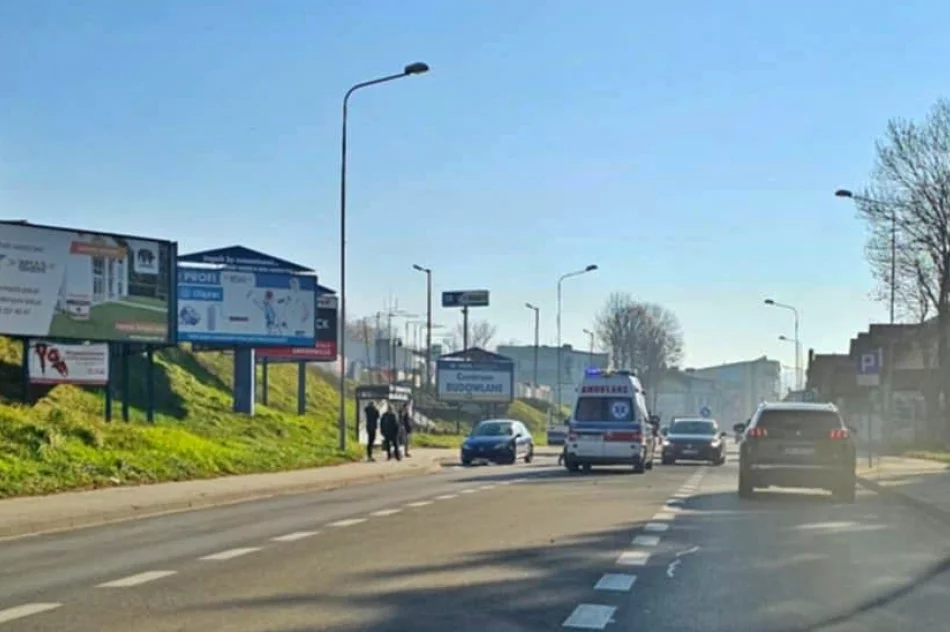 Zderzenie aut na DK 28 - zdjęcie 2