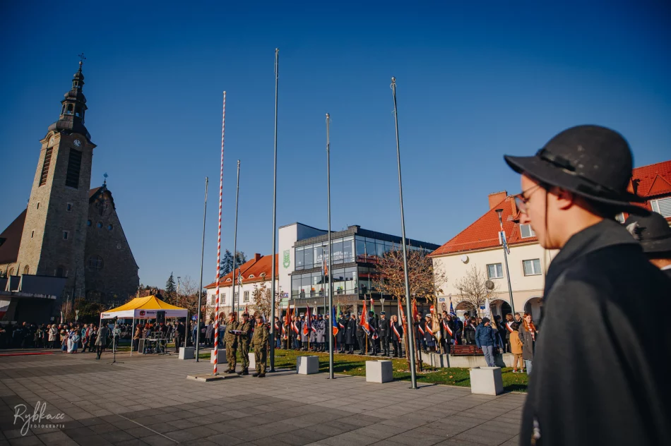 Obchody 106. rocznicy odzyskania przez Polskę niepodległości - zdjęcie 6