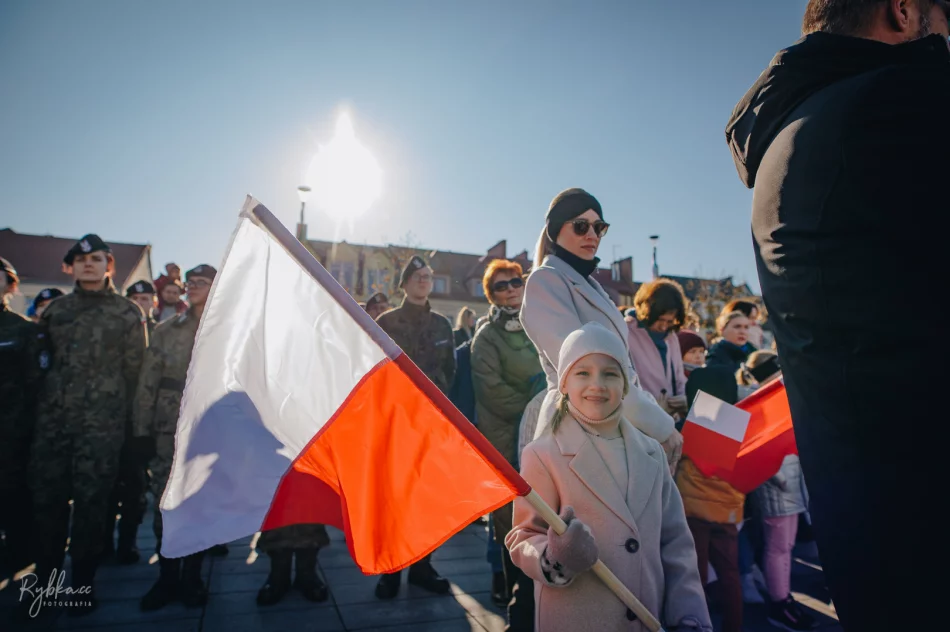 Obchody 106. rocznicy odzyskania przez Polskę niepodległości - zdjęcie 16