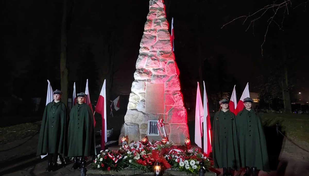 Obchody Święta Niepodległości oraz 90. rocznicy odsłonięcia Pomnika Legionistów