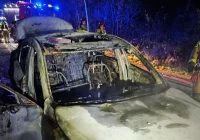 Pożar samochodu osobowego  - zdjęcie główne