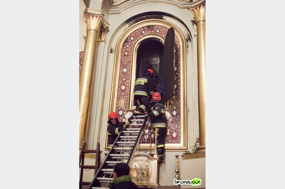 Ogień w Bazylice - Pieta ocalała - zdjęcie 4