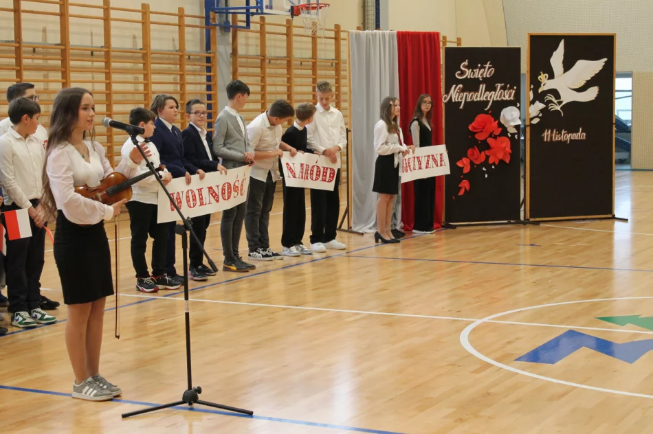 Święto Odzyskania Niepodległości w Szkole Podstawowej nr 3 - zdjęcie 6