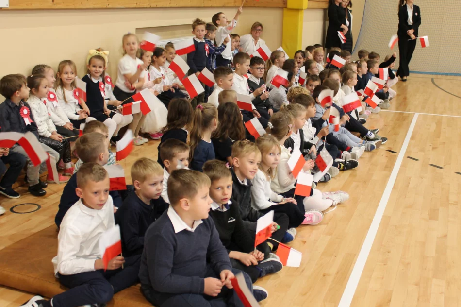 Święto Odzyskania Niepodległości w Szkole Podstawowej nr 3 - zdjęcie 8